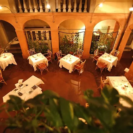 ホテル Di Bagnara バニャーラ・ディ・ロマーニャ