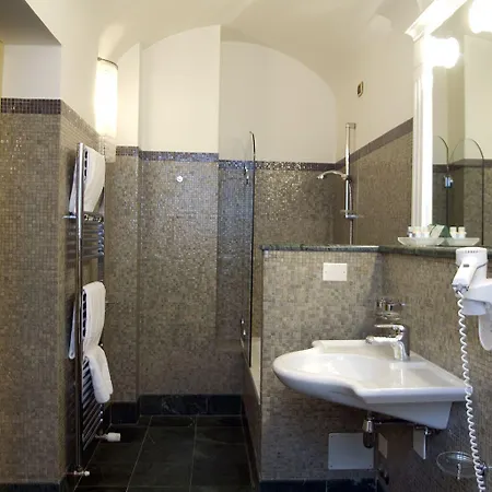 ホテル Di Bagnara 4*