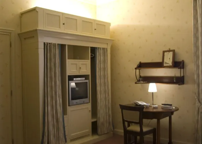 洛坎达迪巴尼雅拉酒店 4*